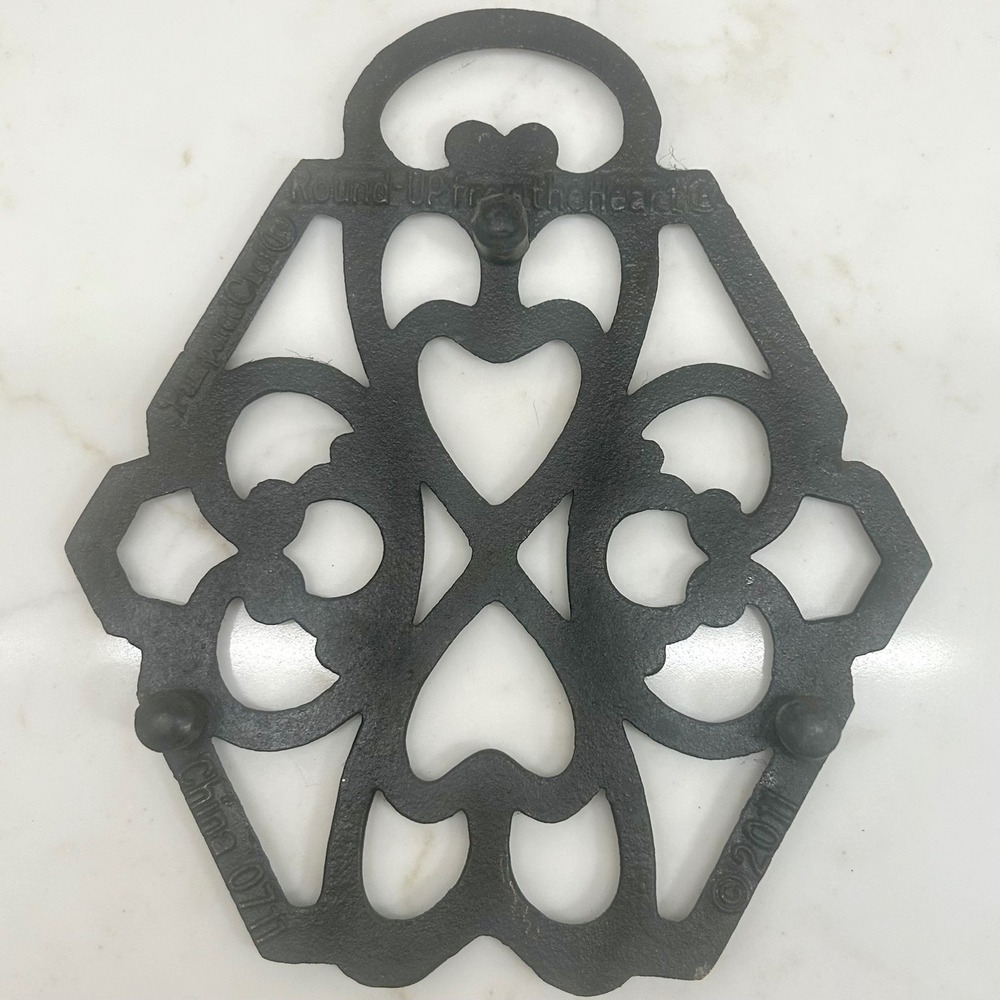 Pampered Chef Round‎ Up From the Heart Bronze Cast Iron Trivet #2946 - Picture 2 of 2